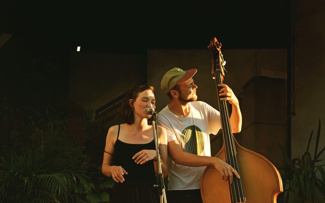KUNST & MUSIK: INSELKUNST und ULI TSITSOS